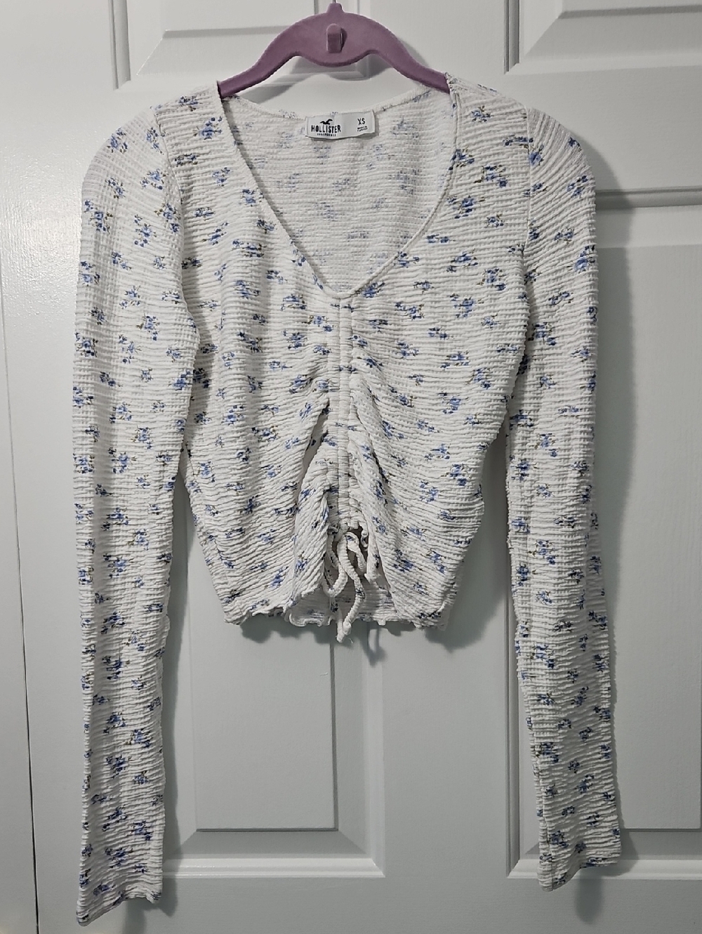 Hollister White Long-Sleeve Floral Ruched Drawstring Top